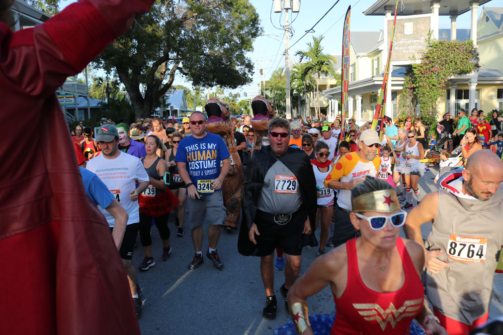Heroes and Villains 5K 2018 photo - Duval Street, Key West